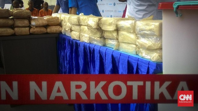 Aparat Badan Narkotika Nasional Provinsi (BNNP) Jawa Tengah berhasil mengungkap peredaran narkoba yang dibungkus dalam kemasan permen.