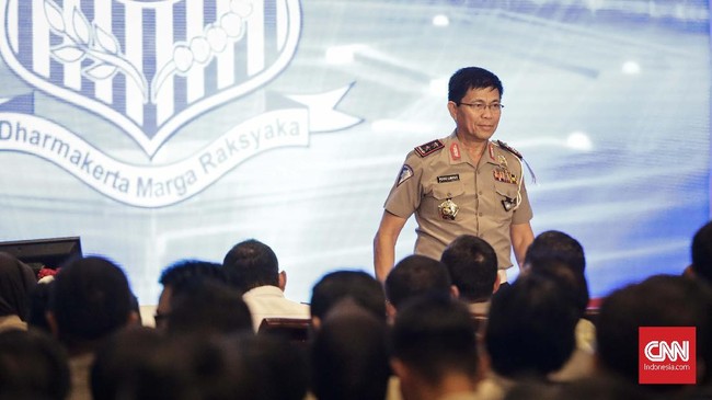 Gubernur DKI Jakarta Anies Baswedan merencanakan untuk mencabut larangan melintas sepeda motor yang sebelumnya ditetapkan demi menunjang jalan berbayar (ERP).