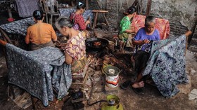 Hari Kartini dan Masa Depan Industri Batik Emak-emak
