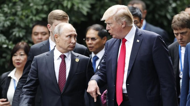 Amerika Serikat kembali menjatuhkan sanksi terhadap pengusaha Rusia atas dugaan memanipulasi pemilu sela Kongres pada 2018 lalu.
