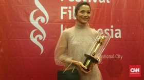 Putri Marino Aktris Terbaik FFI 2017, Kalahkan Dian Sastro