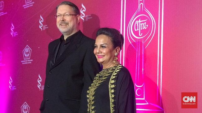 Christine Hakim mengaku sempat lupa bahwa dirinya masuk nominasi Piala Citra di Festival Film Indonesia 2017 untuk kategori Pemeran Pendukung Wanita Terbaik.