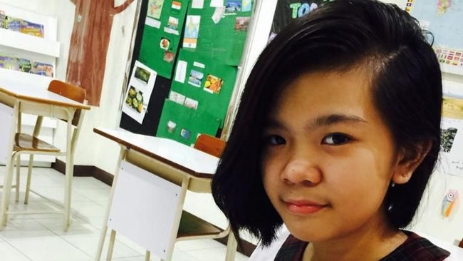 Sebanyak 12 anak Indonesia akan berlaga di babak final kompetisi spelling bee tingkat Asia di Kuala Lumpur. Salah satunya adalah Stella ini. Simak kisahnya.