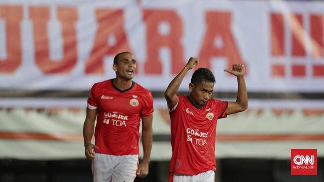 Persija memasang target realistis untuk berlaga di Piala AFC 2018. I Gede Widiade menegaskan, terpenting Macan Kemayoran dapat poin di setiap laga.