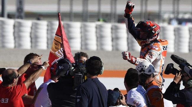 Marc Marquez menegaskan bahwa dirinya tak akan pindah ke sebuah tim hanya dengan alasan ekonomi untuk meraih bayaran besar.