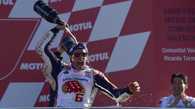 Marquez Kecewa Dovizioso Gagal Finis di MotoGP Valencia