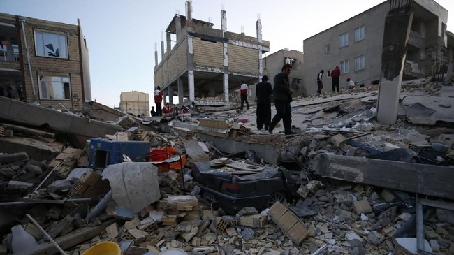 Survei Geologi AS (USGS) menyebut gempa bumi dangkal bermagnitudo 6 mengguncang Iran selatan Sabtu (2/7) pagi.