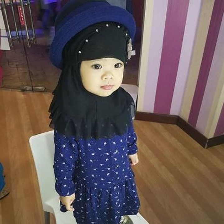<p>Maryam, anak dari Oki Setyana Dewi juga nggak kalah imutnya lho. Di Instagram, akunnya diikuti 222 ribu orang. (Foto: Instagram/maryam_nusaibah_abdullah)</p>