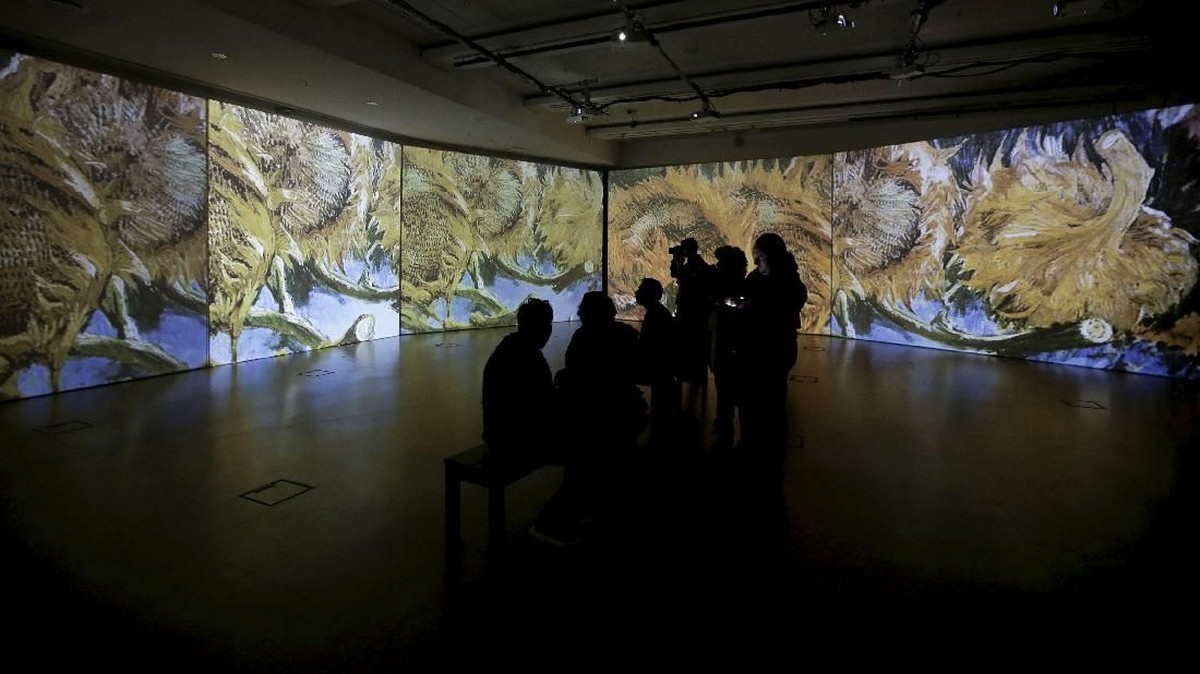 FOTO: 'Tenggelam' dalam Dunia Imajinasi Van Gogh