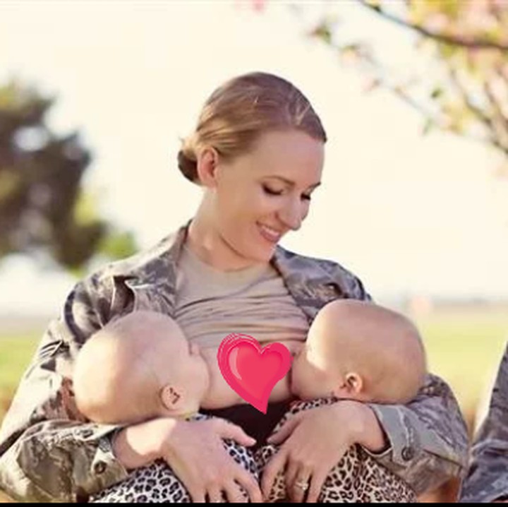 <p>Menyusui dengan seragam militer lengkap. Kenapa nggak? (Foto: Brynja Sigurdadottir Photography via BabyCenter)</p>