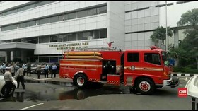 VIDEO: Gedung DPR Terbakar