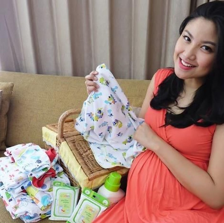 Lancar ya Zivana persalinannya, sehat juga anaknya! (Foto: Instagram/zivannaletisha)