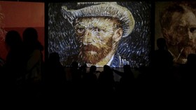 FOTO: 'Tenggelam' dalam Dunia Imajinasi Van Gogh