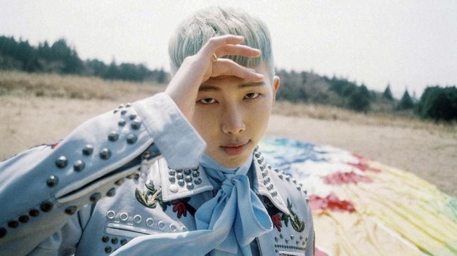 Dari ketujuh anggota BTS, Lauv memilih RM sebagai anggota boyband tersebut yang paling wangi.