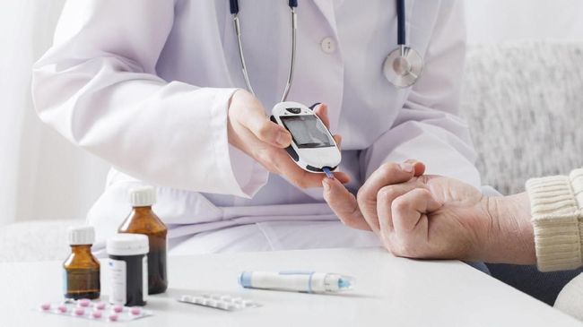 Sering menunda makan pagi, tidur tak cukup, olahraga tak teratur adalah beberapa faktor yang mesti dihindari jika tak ingin kena diabetes.