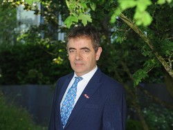 Rowan Atkinson Mr Bean Jadi Johnny English Lagi!