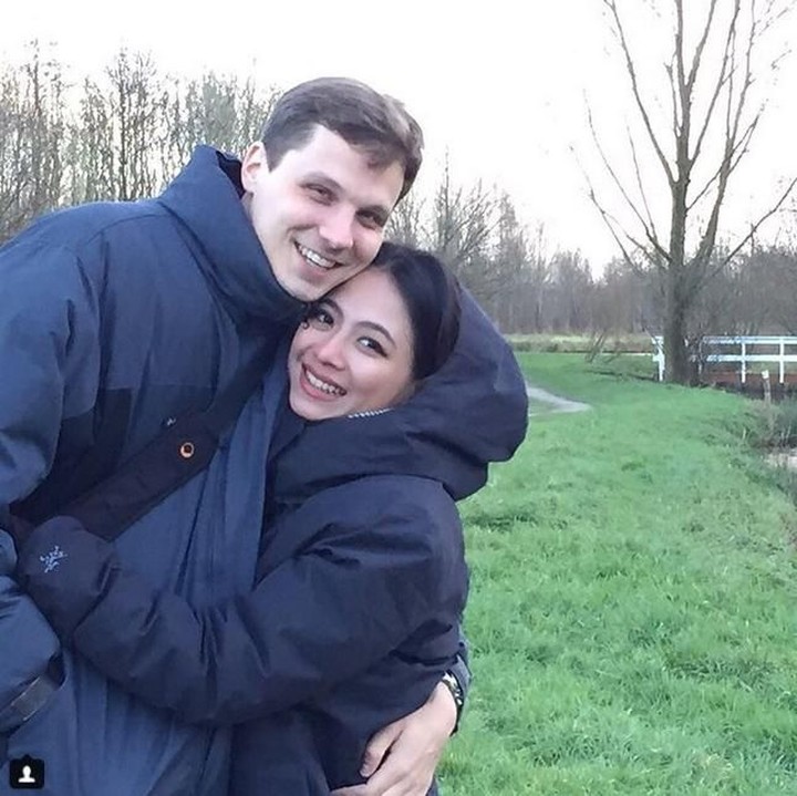 <p>Artis cantik Nadia Vega menikah dengan bule bernama Sultan Yaar Jorik Dozy pada 2015. (Foto: Instagram @thenadiavega)</p>