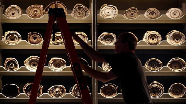 Lima potongan artefak antik Dead Sea Scrolls yang merupakan bagian dari Alkitab zaman awal, dipastikan palsu dan tidak akan dipamerkan lagi oleh Museum Alkitab.