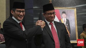 Anies-Sandi Ajak UMKM DKI Galakkan Pembayaran Nontunai