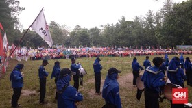 Hujan Tak Mengalahkan Semangat Kami