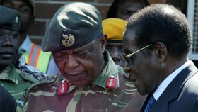 Bantah Kudeta, Militer Zimbabwe Jamin Keamanan Mugabe