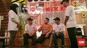 Pengalaman Makan dengan Bahasa Isyarat di Surabaya
