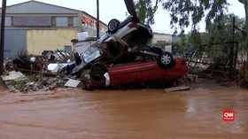 VIDEO: Yunani Berduka Diterjang Banjir Bandang