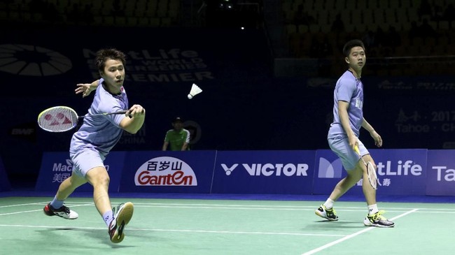 Ganda Putra Denmark, Mathias Boe/Carsten Mogensen, menggagalkan terjadinya final sesama pebulutangkis Indonesia dalam kejuaraan China Open Super Series 2017.