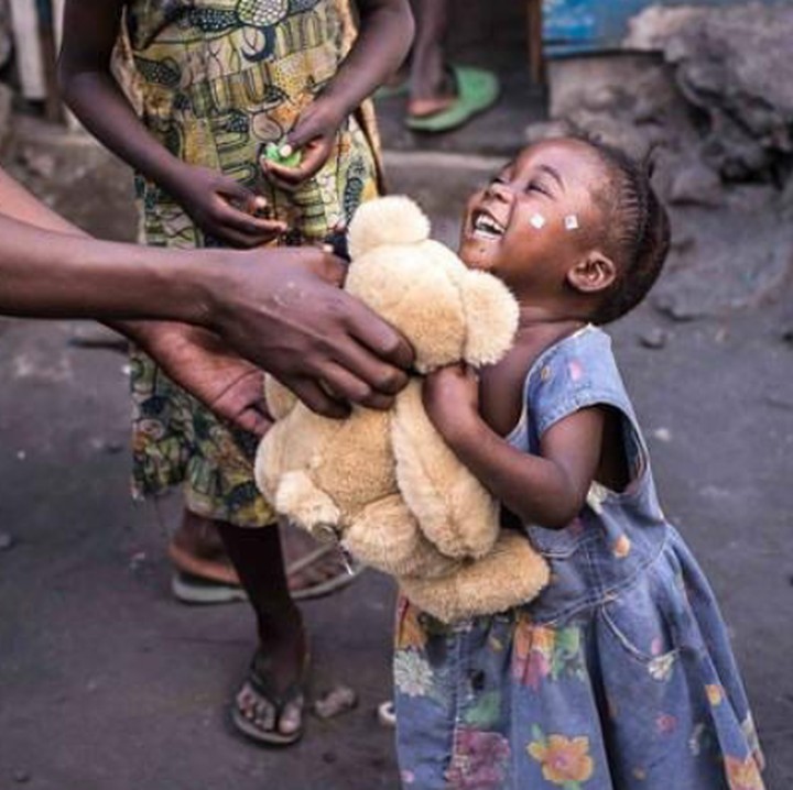 <div>Boneka pemberian dari ibu bisa jadi kebaikan yang luar biasa spesial diterima sang anak. (Foto: Instagram @vexpresa)</div>