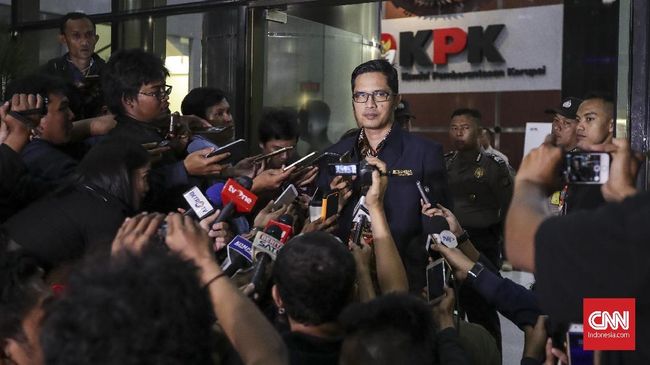 Kasus Bupati Subang Kpk Periksa Komisaris Pt Pura Group Kasus Bupati Subang Kpk Periksa Komisaris Pt Pura Group
