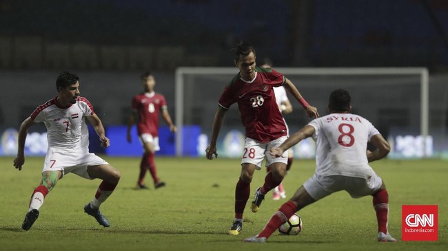 Robby Darwis berharap Timnas Indonesia arahan Luis Milla bisa melampaui prestasi skuat Garuda di Asian Games 1986.