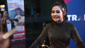 Prilly Latuconsina Kibarkan Wonderful Indonesia