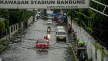 Hujan Deras, Sejumlah Titik di Bandung Sempat Terendam Banjir