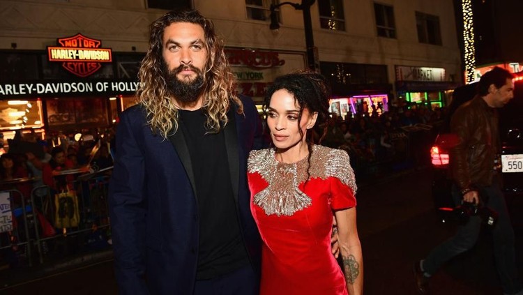 Pemeran Aquaman di Justice League, Jason Momoa punya cerita soal kehidupannya sebagai seorang ayah nih, Bun. Seperti apa?