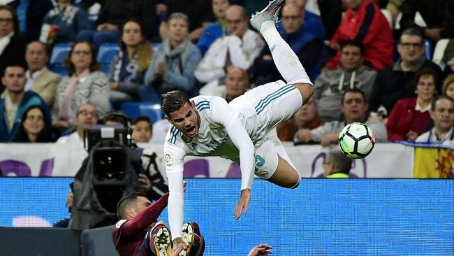 Ibu Theo Hernandez dan Lucas Hernandez, Py Laurence, memberi pesan kepada dua anaknya itu jelang laga derby Madrid, Atletico Madrid melawan Real Madrid.