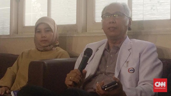 Pernyataan terkait penetapan tersangka dokter Bumanesh Sutarjo akan disampaikan Direktur RS Medika Permata Hijau Hafil Budianto Abdulgani secara langsung.