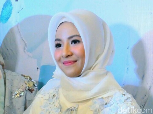 Natasha Rizki Berbagi Tips semoga Konsisten Berhijab bagi Hijabers Baru Natasha Rizki Berbagi Tips semoga Konsisten Berhijab bagi Hijabers Baru