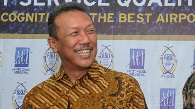 Dirut AP I Danang Baskoro dikabarkan meninggal dunia pada Sabtu (18/11) siang setelah terkena serangan jantung.