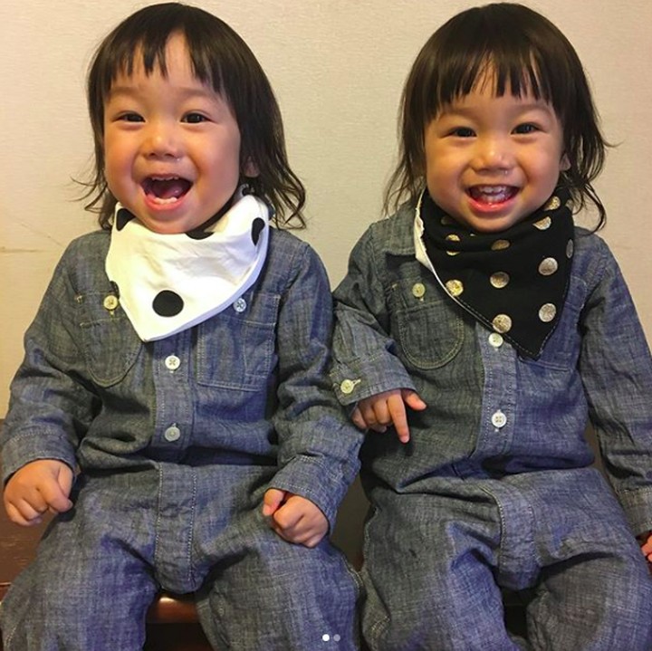 <p> Untung pakai scarf yang beda ya. Kalau nggak bisa ketuker deh. He-he-he. (Foto: Instagram/ @sa_te_)</p>