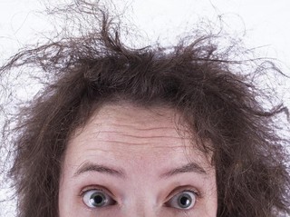 Rambut Kusam Walau Sudah Keramas? Ini 6 Penyebab dan Cara Bikin Rambut Berkilau