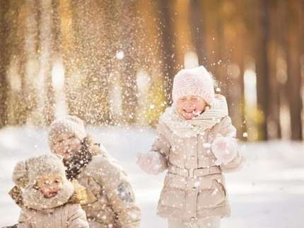 Tips Menikmati Liburan di Musim Dingin Bareng si Kecil