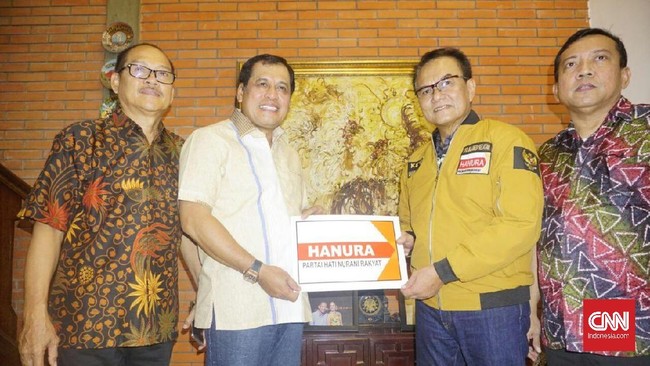 Setelah Golkar mendeklarasikan Ketua Hariannya Nurdin Halid sebagai bakal calon kepala daerah Sulawesi Selatan, Hanura pun resmi mendukung .