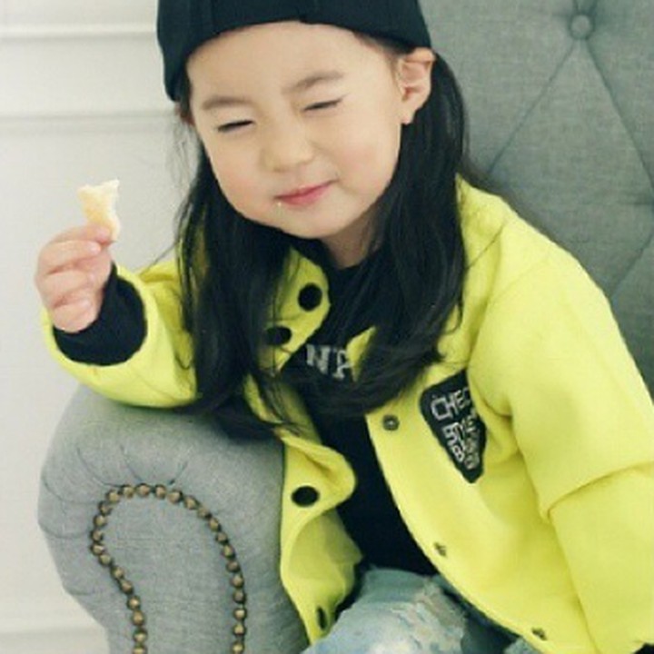 <p>Duh, genitnya tingkah Yebin! (Foto: Instagram @babyyebin_love)</p>