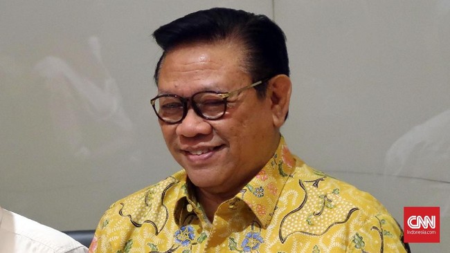 Dewan Pakar juga mengusulkan tiga nama untuk jadi Plt Sekjen yakni Agus Gumiwang Kartasasmita,  Lamhot Sinaga dan Sarmuji. 