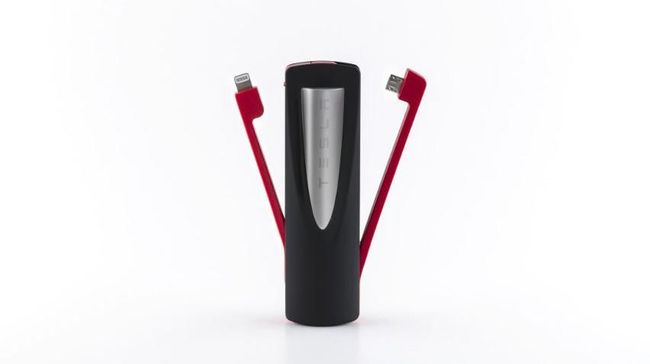 Powerbank atau baterai lithium cadangan harus ditempatkan di bagasi kabin dan penumpang dilarang menggunakannya selama penerbangan.