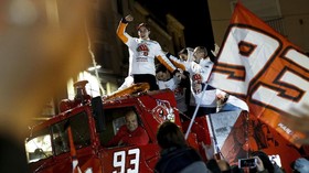 FOTO: Cervera Rayakan Sukses Marquez Rebut Gelar MotoGP