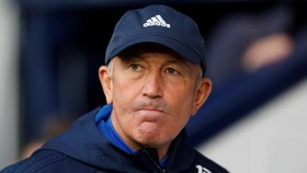Usai Kalah 0-4 dari Chelsea, West Bromwich Pecat Tony Pulis