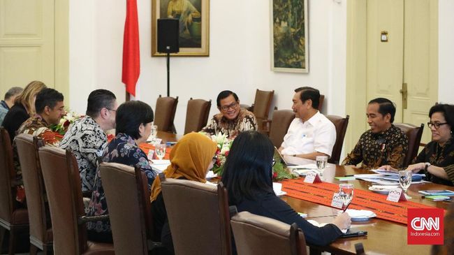 Jokowi Terima Perwakilan World Bank di Istana