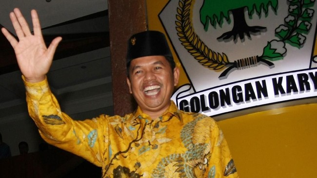 Partai Golkar memutuskan untuk mendukung Dedi Mulyadi maju dalam Pemilihan Gubernur Jawa Barat (Pilgub Jabar) 2024.