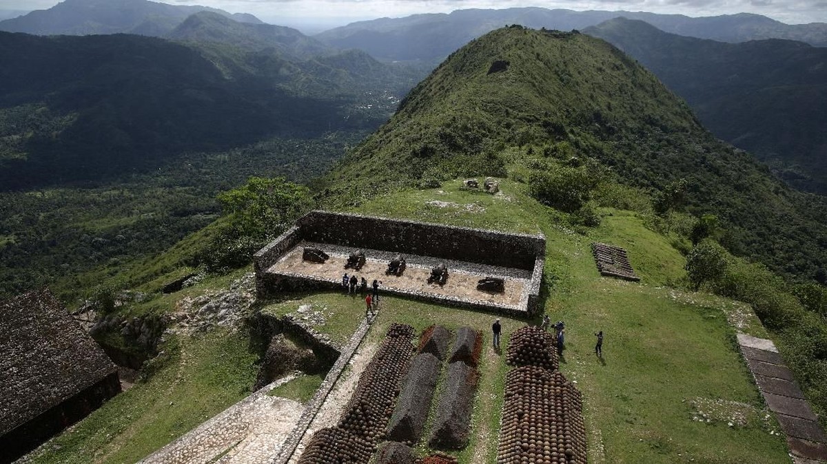 FOTO: Citadelle Laferriere, Benteng 'di Atas Awan'